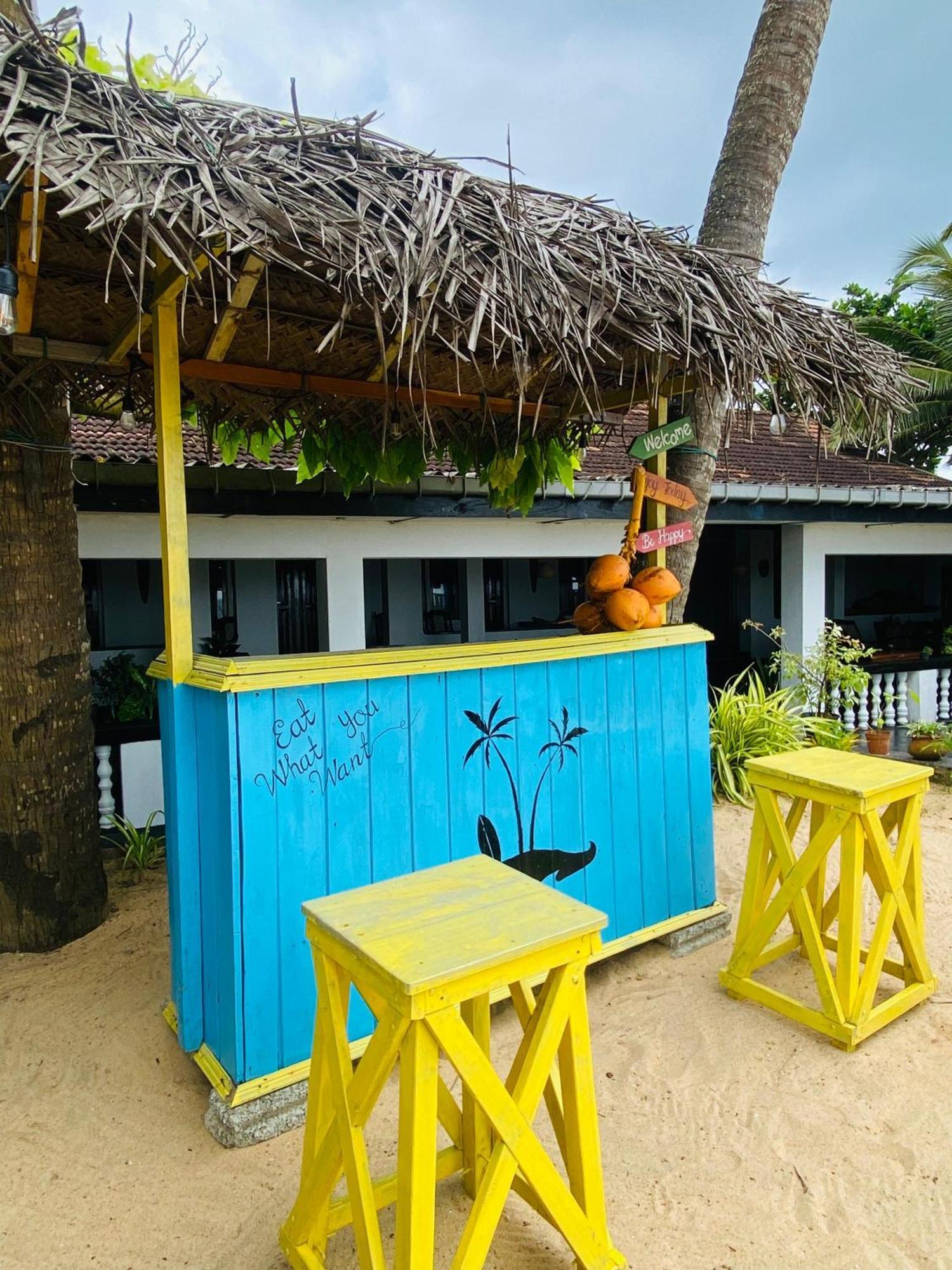 Sea Shine Guest House Hikkaduwa Exteriör bild